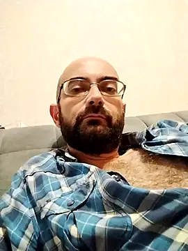 Snapshot of ArsenSavas chatting on November 2025 06:25:01 PM ArsenSavas online show from November 2025 06:25:01 PM