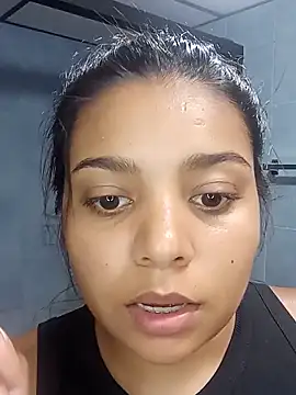 stefanie010 online show from May 2026 04:38:02 PM