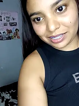 Snapshot of stefanie010 chatting on November 2025 03:44:01 AM stefanie010 online show from November 2025 03:44:01 AM