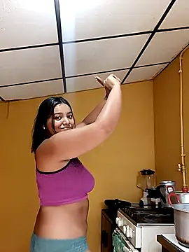 stefanie010 online show from May 2026 03:16:02 PM