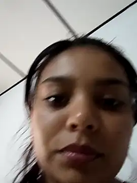 stefanie010 online show from December 2024 06:35:01 PM