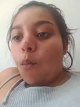 stefanie010 online show from December 2024 03:48:01 PM