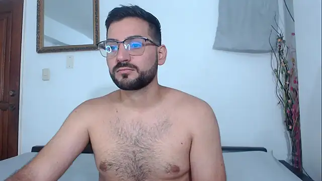 Snapshot of _Araboys_ chatting on June 2026 02:05:02 AM Araboys online show from June 2026 02:05:02 AM