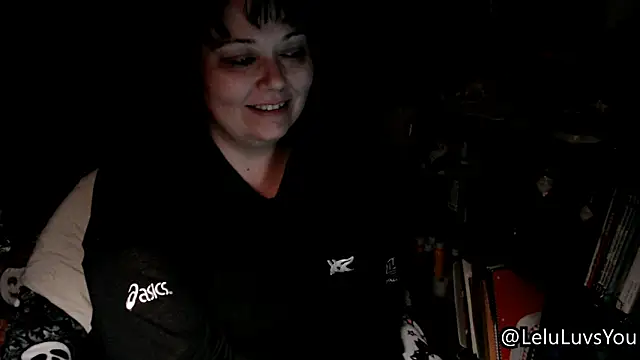 Snapshot of LeluLuvsYou chatting on October 2025 05:29:01 AM LeluLuvsYou online show from October 2025 05:29:01 AM