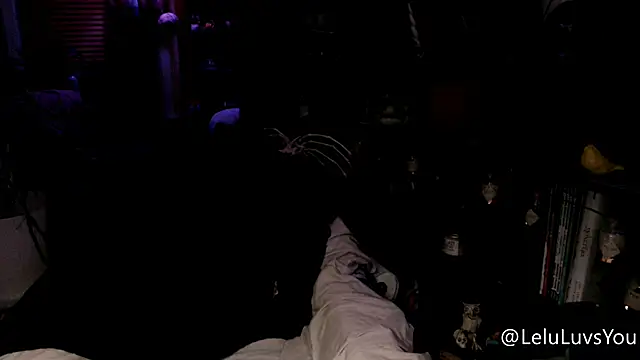 Snapshot of LeluLuvsYou chatting on September 2025 03:50:01 AM LeluLuvsYou online show from September 2025 03:50:01 AM