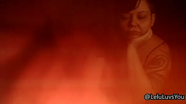 Snapshot of LeluLuvsYou chatting on April 2026 06:43:01 AM LeluLuvsYou online show from April 2026 06:43:01 AM