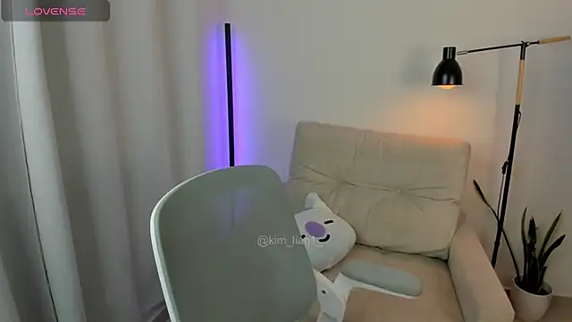 kim lian21 online show from November 2025 11:14:01 AM