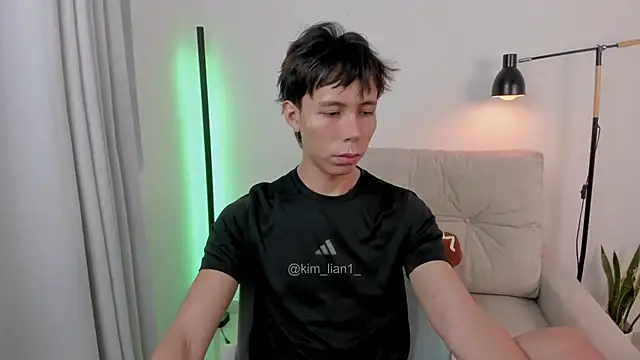 kim lian21 online show from December 2025 11:01:01 AM