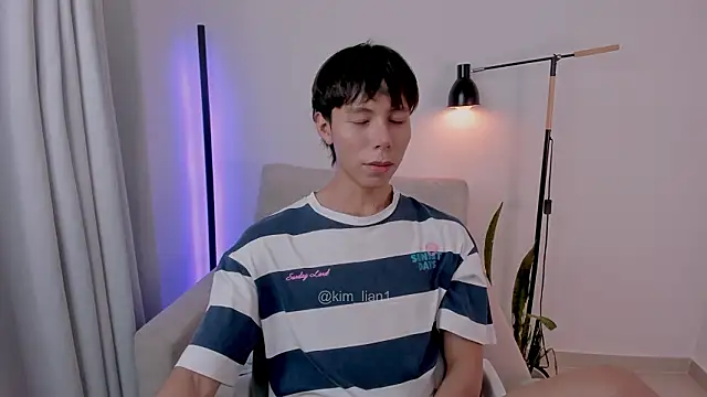 kim lian21 online show from February 2026 03:17:02 AM