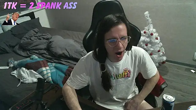 izilizi 23 online show from February 2026 03:19:02 PM