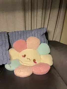 YellowHoneyDip online show from January 2026 07:51:02 PM