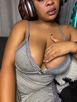 YellowHoneyDip online show from March 2026 04:16:01 AM