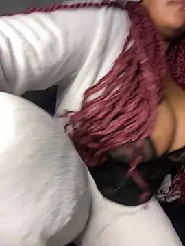 YellowHoneyDip online show from March 2026 07:54:01 PM