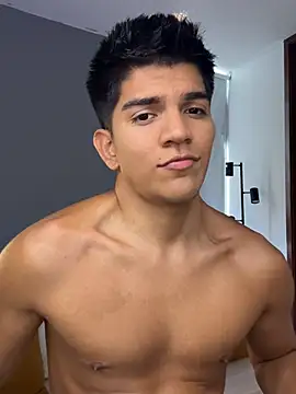 Snapshot of santiago_01 chatting on March 2026 09:22:01 PM santiago 01 online show from March 2026 09:22:01 PM