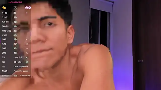 Snapshot of santiago_01 chatting on February 2026 11:44:02 PM santiago 01 online show from February 2026 11:44:02 PM