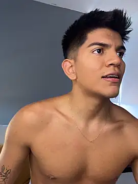 Snapshot of santiago_01 chatting on February 2026 08:21:01 PM santiago 01 online show from February 2026 08:21:01 PM