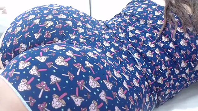 TODALINDA online show from October 2025 04:11:01 AM