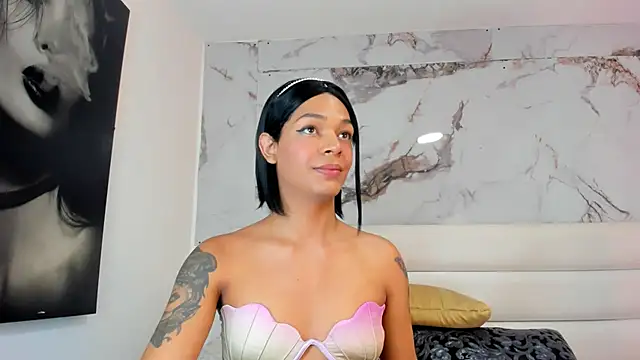 Snapshot of emily_lady20 chatting on July 2026 03:55:02 AM emily lady20 online show from July 2026 03:55:02 AM