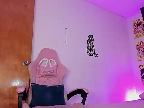 emily lady20 online show from November 2025 10:05:02 AM