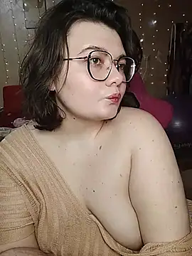 DenisHailey online show from April 2026 06:25:02 PM