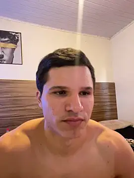 pedrovkr3 online show from April 2026 12:39:02 PM