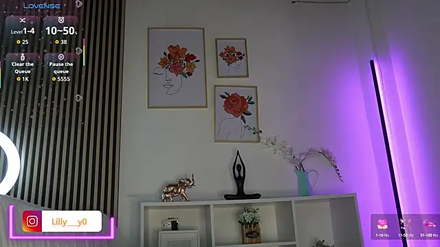 LillyDolls23 online show from September 2025 12:23:02 PM