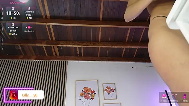 LillyDolls23 online show from December 2025 12:43:02 PM