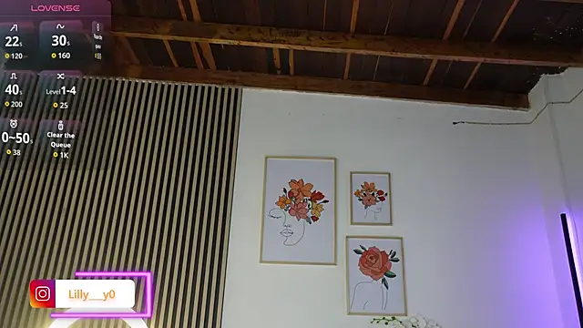 Snapshot of LillyDolls23 chatting on November 2025 12:31:02 PM LillyDolls23 online show from November 2025 12:31:02 PM