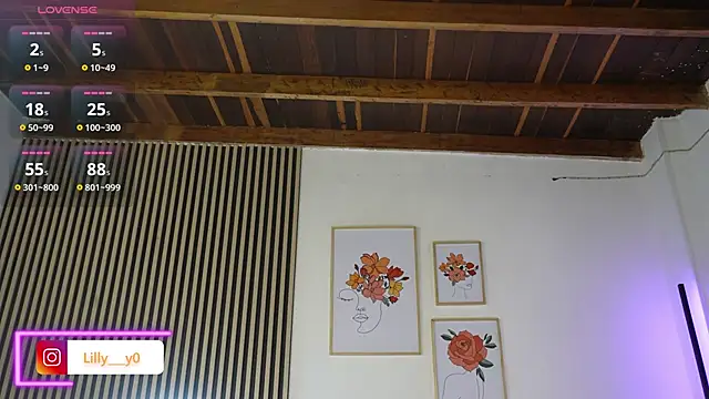 Snapshot of LillyDolls23 chatting on December 2025 12:40:01 PM LillyDolls23 online show from December 2025 12:40:01 PM