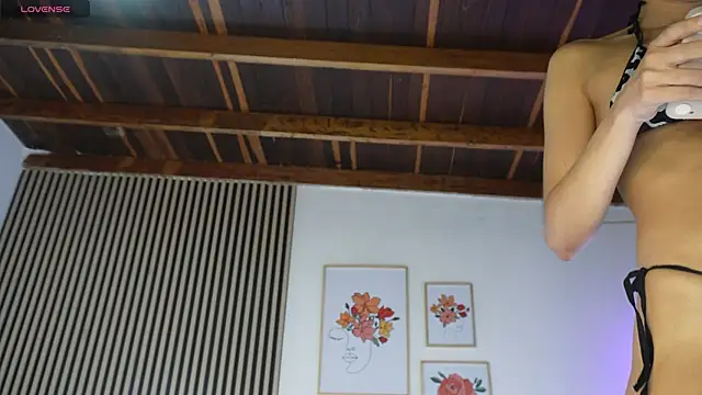 LillyDolls23 online show from January 2026 01:04:02 PM