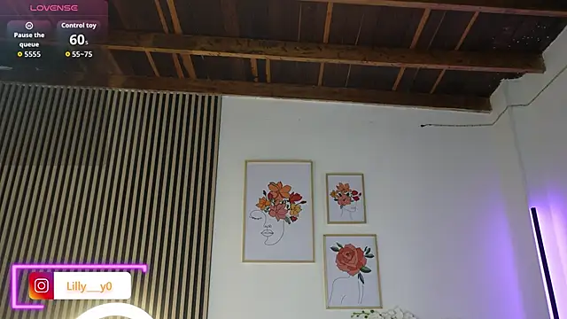 Snapshot of LillyDolls23 chatting on November 2025 12:42:02 PM LillyDolls23 online show from November 2025 12:42:02 PM