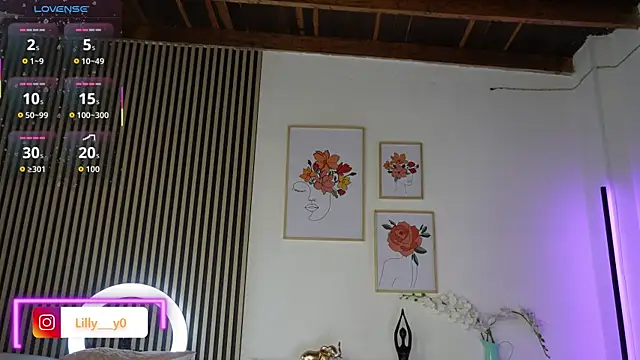 LillyDolls23 online show from October 2025 12:51:02 PM