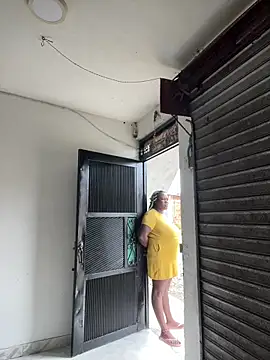 kasandra smith  online show from December 2025 04:12:02 PM