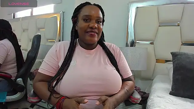 kasandra smith  online show from October 2025 08:13:02 PM