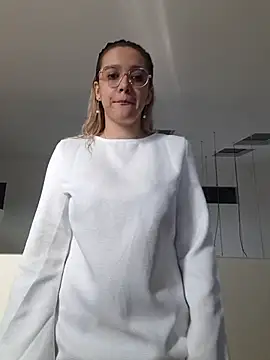NaomiShimizu online show from May 2026 08:12:01 PM
