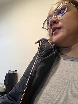 NaomiShimizu online show from April 2026 05:17:02 PM