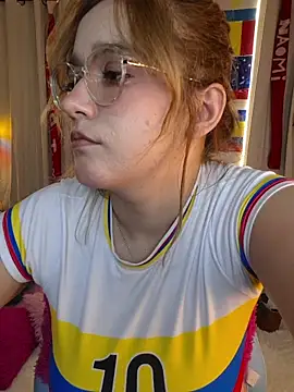 Snapshot of NaomiShimizu chatting on July 2026 02:05:17 AM NaomiShimizu online show from July 2026 02:05:17 AM