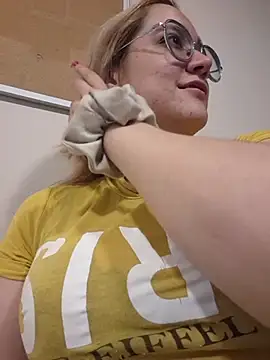 NaomiShimizu online show from February 2026 08:33:02 PM