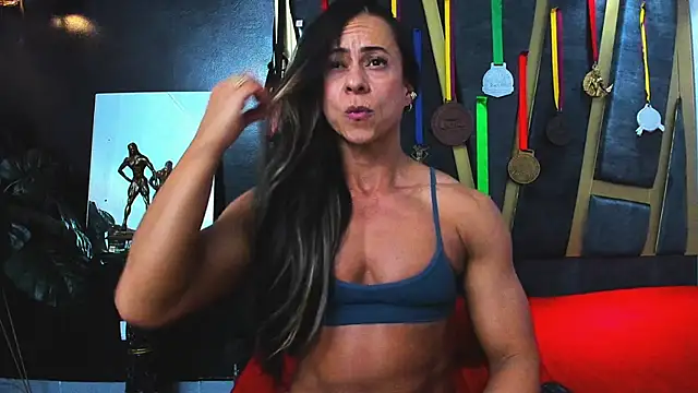 Khloe Rossich online show from February 2026 06:15:02 PM