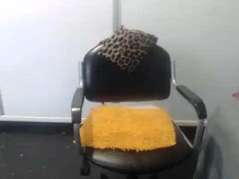 THESHORTQUEEN online show from November 2025 12:04:02 PM