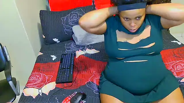 THESHORTQUEEN online show from December 2025 06:03:01 PM