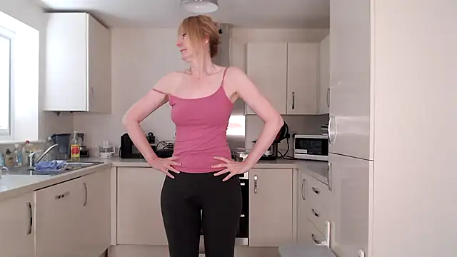 Snapshot of British_Goddess_Anna chatting on July 2026 08:12:01 AM British Goddess Anna online show from July 2026 08:12:01 AM