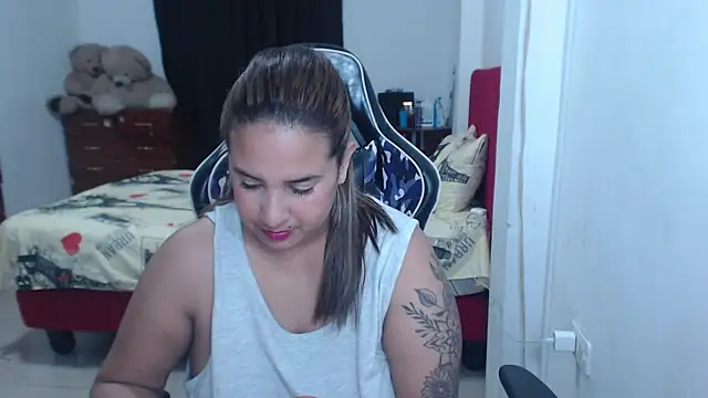 KathyHardcore69 online show from December 2025 01:41:02 AM