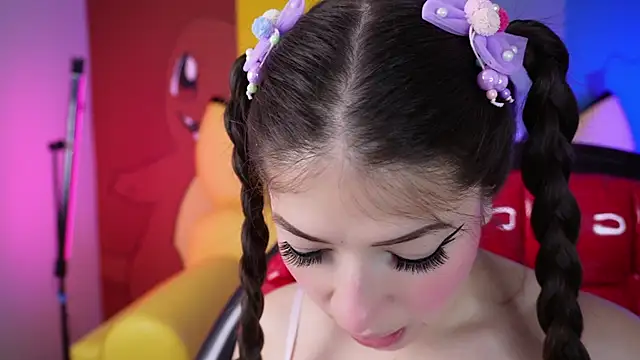 miss  pamela online show from December 2025 10:07:02 AM