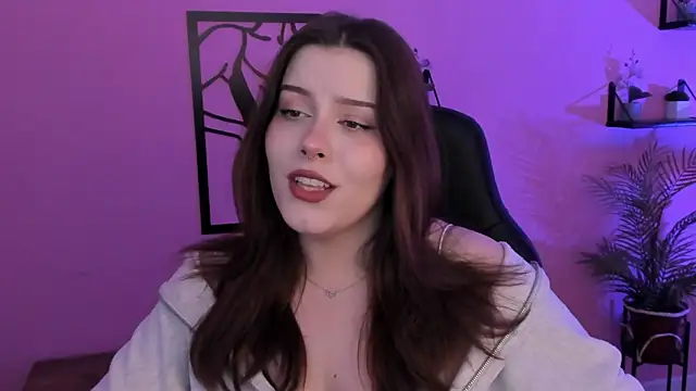 CoralineKeyns online show from March 2025 08:41:01 AM