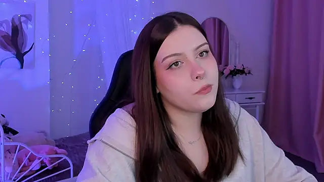CoralineKeyns online show from February 2025 11:42:01 AM