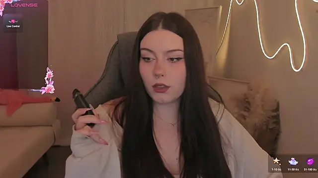 CoralineKeyns online show from March 2026 05:26:02 AM