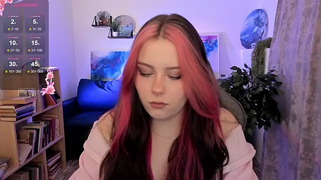 CoralineKeyns online show from April 2026 05:08:02 AM