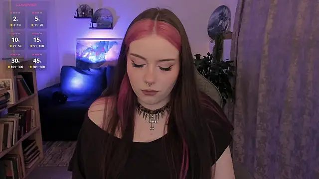 CoralineKeyns online show from July 2026 05:41:02 AM
