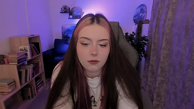 CoralineKeyns online show from July 2026 05:30:02 AM